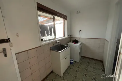 Property photo of 1/6 Coulson Avenue Eumemmerring VIC 3177