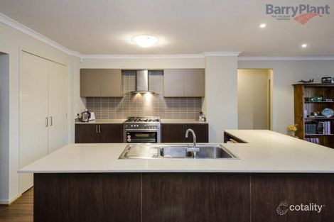 Property photo of 49 Fairbridge Road Point Cook VIC 3030