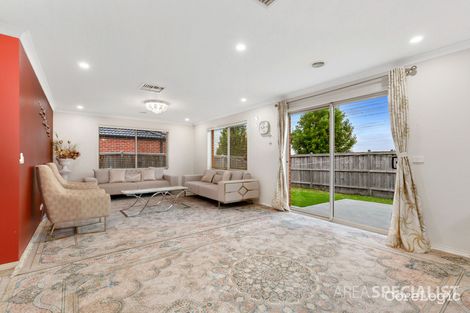 Property photo of 2 Valencia Circuit Cranbourne VIC 3977