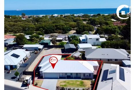 Property photo of 4 Henry Willmott Drive Geographe WA 6280