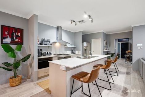 Property photo of 8 Claymore Place Piara Waters WA 6112