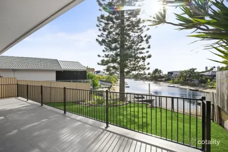 Property photo of 7 Lothian Avenue Bundall QLD 4217