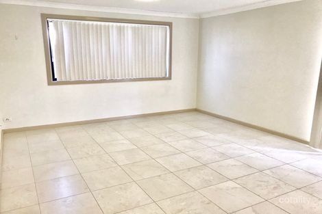 Property photo of 5 Chadwick Crescent Fairfield West NSW 2165