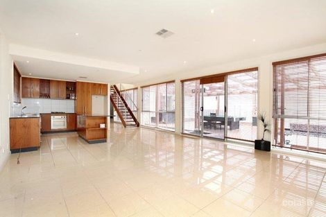 Property photo of 10 Taylors Hill Boulevard Taylors Hill VIC 3037