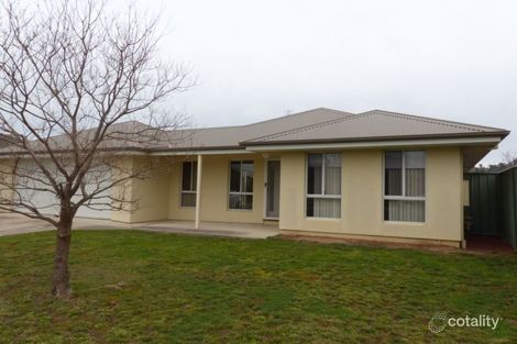 76 Robbins Dr, East Albury, NSW 2640