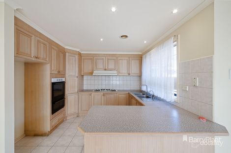 Property photo of 7 Pollock Drive Mill Park VIC 3082