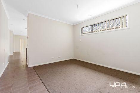 Property photo of 6 Derwent Close Caroline Springs VIC 3023