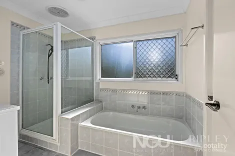 Property photo of 17 Sancroft Street Willowbank QLD 4306