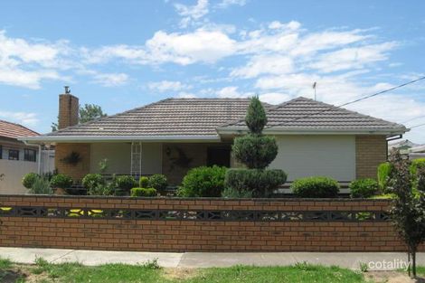 Property photo of 10 Doyle Street Sunshine North VIC 3020