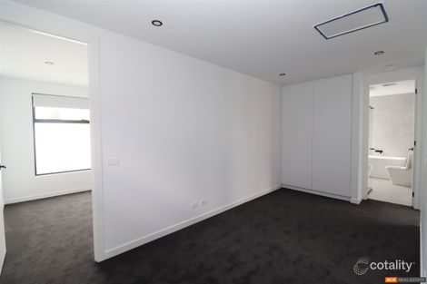 Property photo of 3/14-16 Roselea Street Box Hill North VIC 3129
