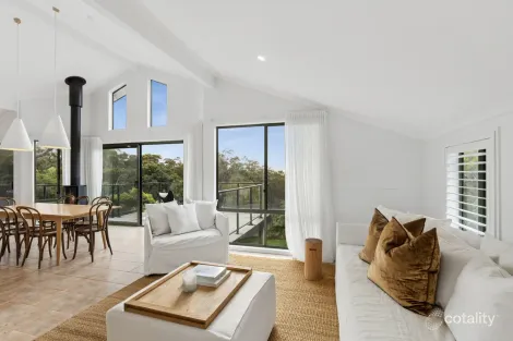 Property photo of 71 Beachview Esplanade Macmasters Beach NSW 2251