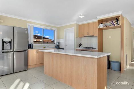 Property photo of 36 Eagleridge Promenade Tarneit VIC 3029