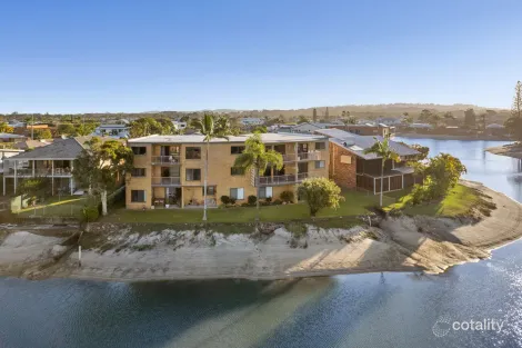 Property photo of 5/8 Tarwarri Crescent Mooloolaba QLD 4557