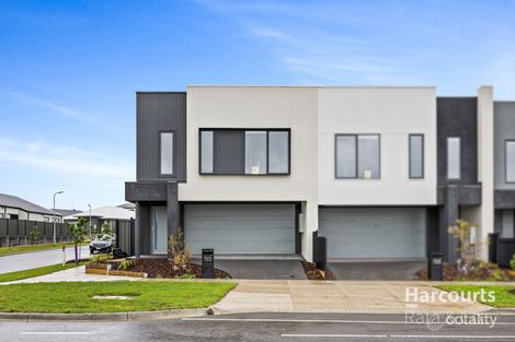 722 Grand Bvd, Mickleham, VIC 3064