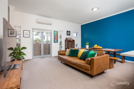 Property photo of 2/31 Tom Roberts Parade Point Cook VIC 3030