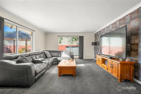 Property photo of 33 Calilly Way Baldivis WA 6171