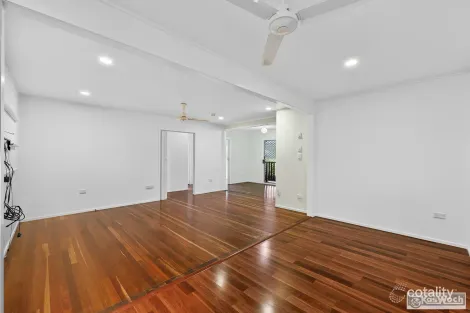 Property photo of 280 Joiner Street Koongal QLD 4701