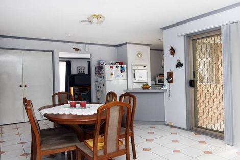 Property photo of 86 Flemington Crescent Werribee VIC 3030