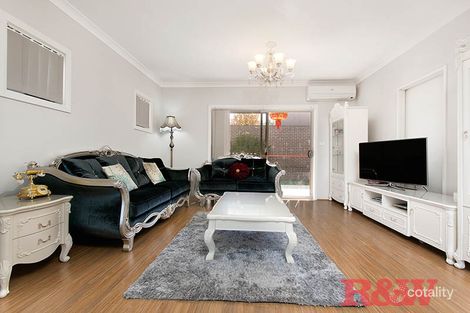 Property photo of 2/11-17 Broadarrow Road Beverly Hills NSW 2209