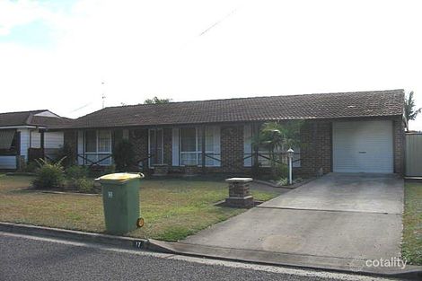 17 Kinsey Cres, Chittaway Bay, NSW 2261