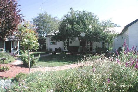 81 Adams St, Tocumwal, NSW 2714