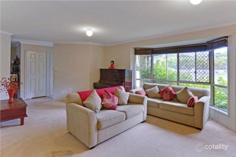 Property photo of 11 Parakeet Close Wishart QLD 4122