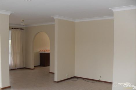 Property photo of 9 Waterton Way Cooloongup WA 6168
