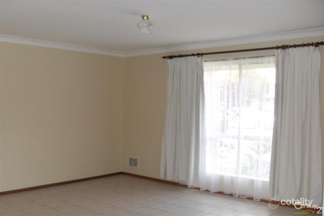 Property photo of 9 Waterton Way Cooloongup WA 6168