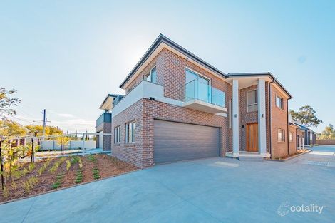 Property photo of 2/35 Greenacre Road Greenacre NSW 2190