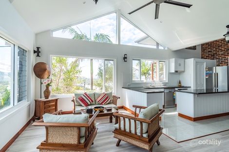 Property photo of 68 Skyline Crescent Crescent Head NSW 2440