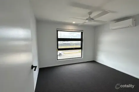 Property photo of 21 Aspley Crescent Nirimba QLD 4551