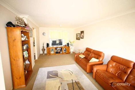 Property photo of 26 Golden Wattle Crescent Thornton NSW 2322
