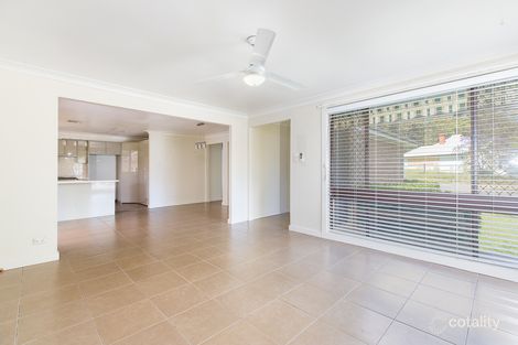Property photo of 2 Evatt Street Pelaw Main NSW 2327