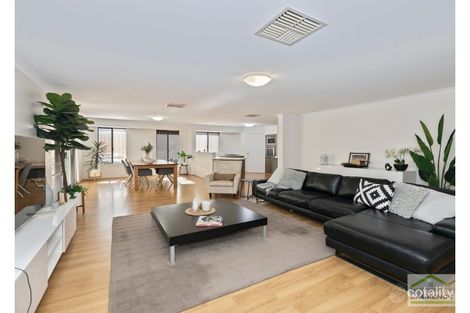 Property photo of 63 Belhaven Terrace Quinns Rocks WA 6030