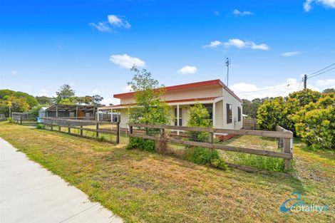 Property photo of 1 Bluff Drive Loch Sport VIC 3851