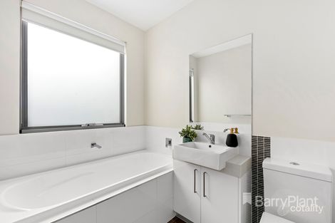 Property photo of 14 Carron Street Coburg VIC 3058