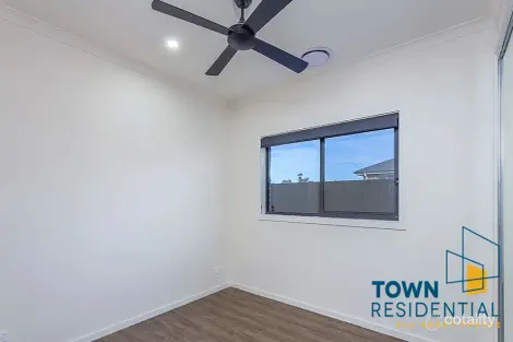 Property photo of 32 Booroolong Street Throsby ACT 2914