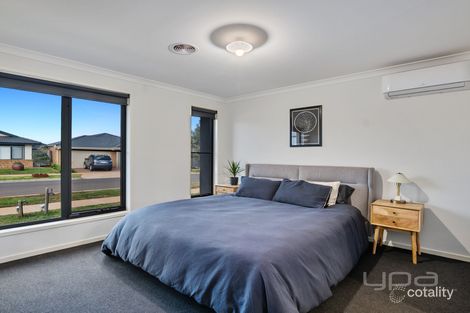Property photo of 10 Bernabau Avenue Strathtulloh VIC 3338