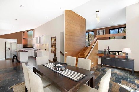 Property photo of 18 Dillwynnia Grove Heathcote NSW 2233