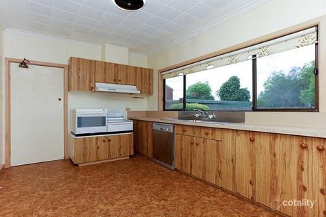 Property photo of 22 Richards Avenue Watsonia VIC 3087