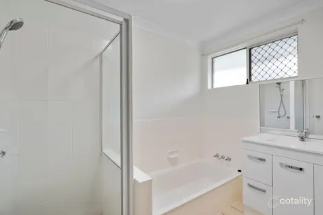 Property photo of 10 Clarinda Avenue Springwood QLD 4127