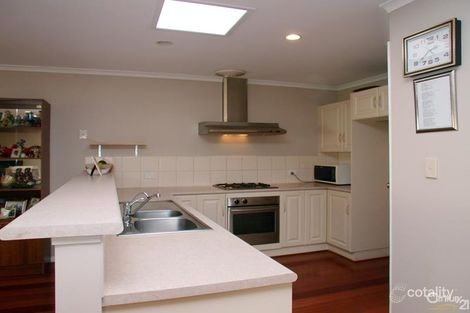 Property photo of 6 Crestview Lane Hackham SA 5163