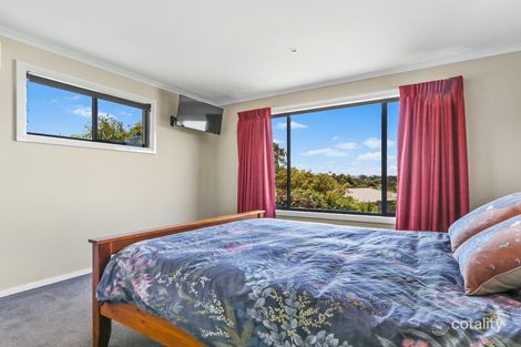 Property photo of 4 Cluster Court Newlands Arm VIC 3875