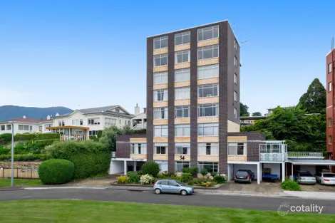 8/54 Marieville Esp, Sandy Bay, TAS 7005