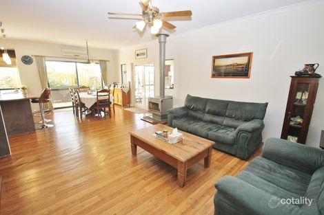 Property photo of 10 Avon Gardens Millbridge WA 6232