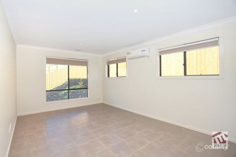 Property photo of 25 Cannington Grove Sunbury VIC 3429