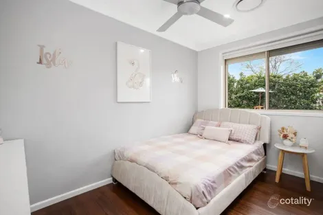 Property photo of 35 Winten Drive Glendenning NSW 2761