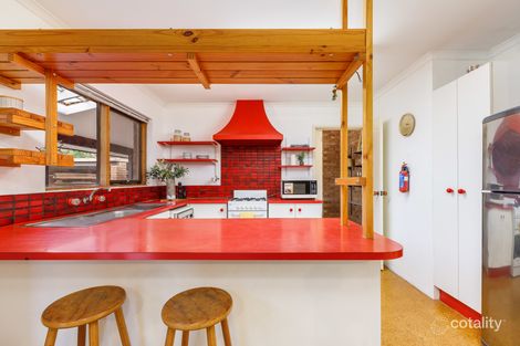 Property photo of 24 Halfrey Circuit Wanniassa ACT 2903