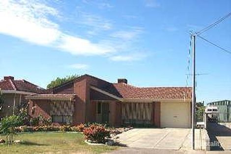 11 Thomas St, East Cannington, WA 6107