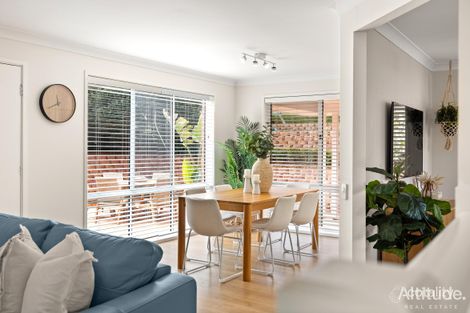 Property photo of 14 Whitegum Way Garden Suburb NSW 2289